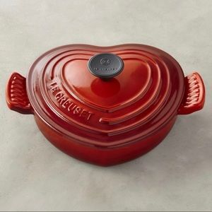 Le Creuset cast iron heart shaped Dutch oven